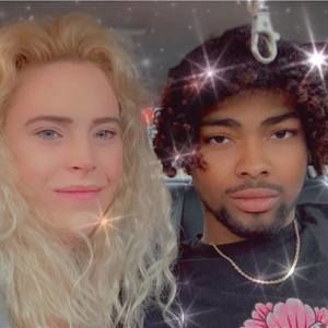 Meet your Posher, Shea